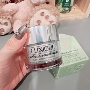 Clinique Smart Night Custom-Repair Moisturizer /night cream 50ml – Brand New